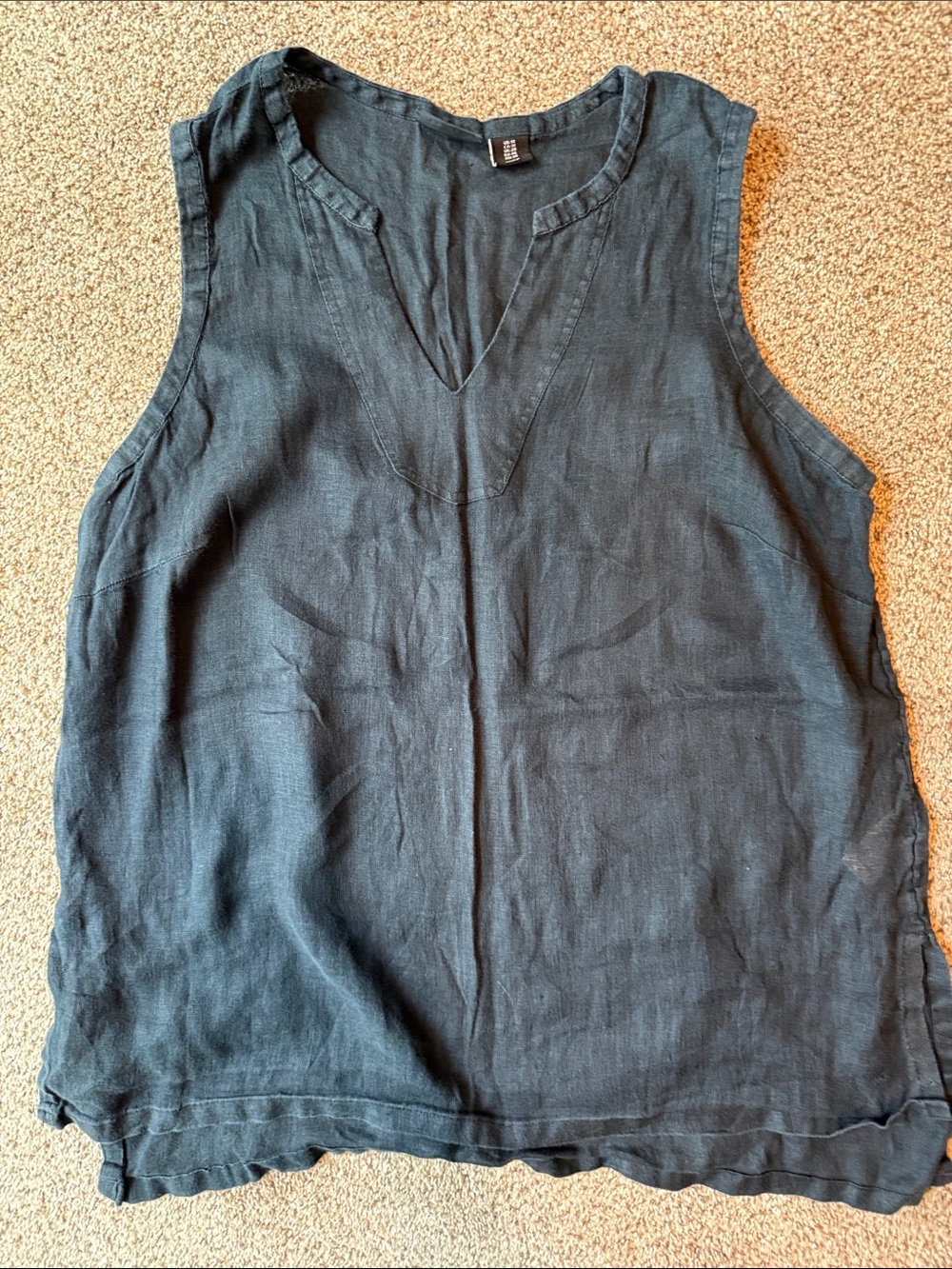 Adrienne Vittadini | Black Sleeveless V-Neck Linen Top